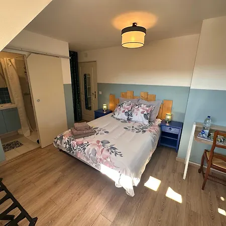 Nocleg ze śniadaniem Les Cigognes De 3*