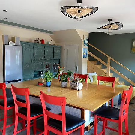 Les Cigognes De Nocleg ze śniadaniem